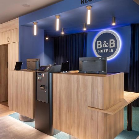 B&B Hotel Barcelona Rubi Exterior photo