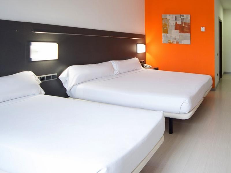 B&B Hotel Barcelona Rubi Exterior photo