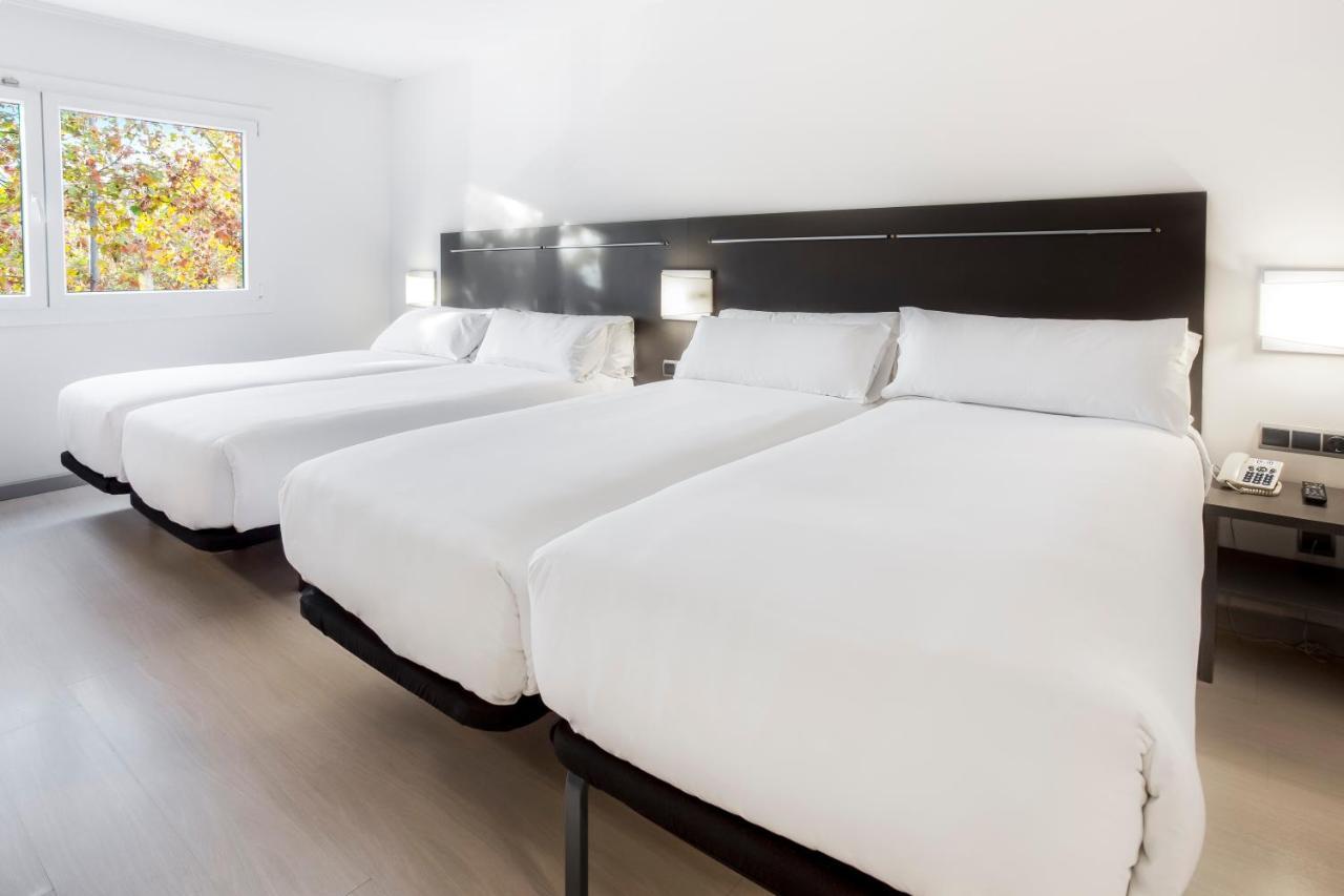 B&B Hotel Barcelona Rubi Exterior photo